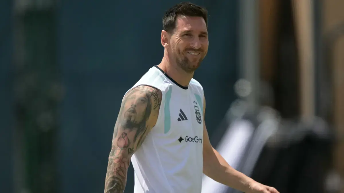 Argentina's Lionel Messi to Start on Bench in World Cup Match Against Jordan