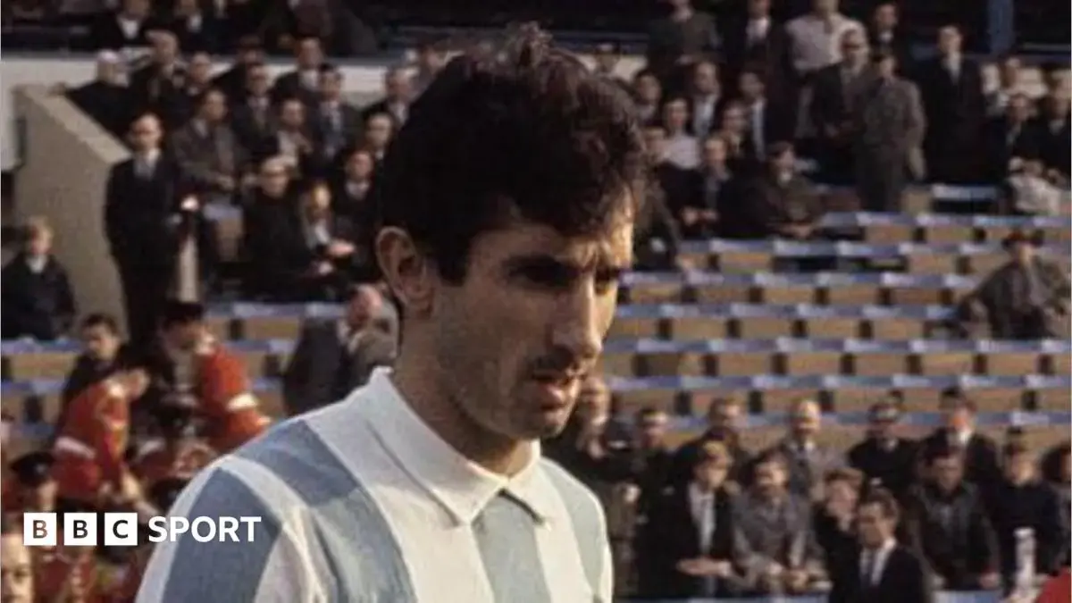 Argentine Football Legend Antonio Rattín Passes Away at 89