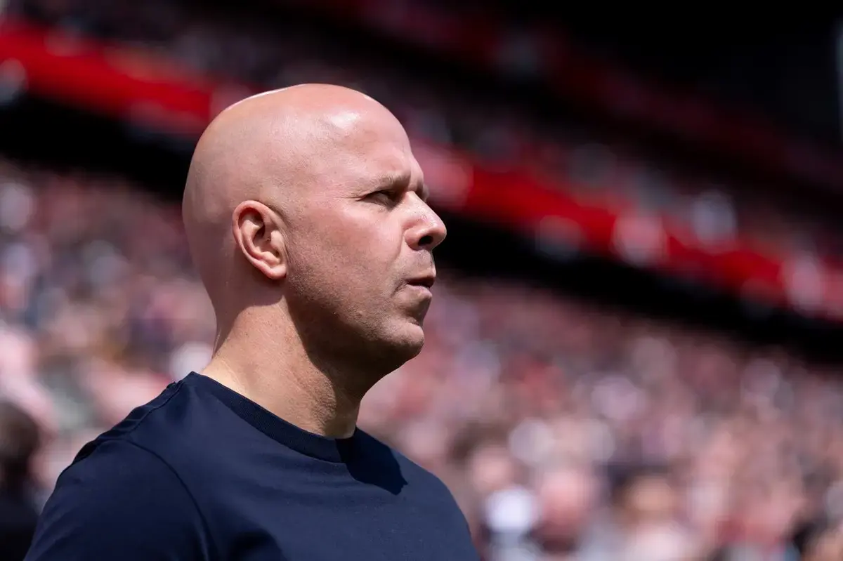 Arne Slot Rejects Speculation Regarding Dutch National Team Role
