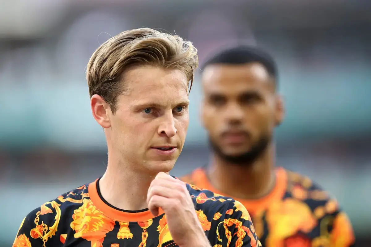 Barcelona upset as De Jong refuses surgery, prolonging his absence