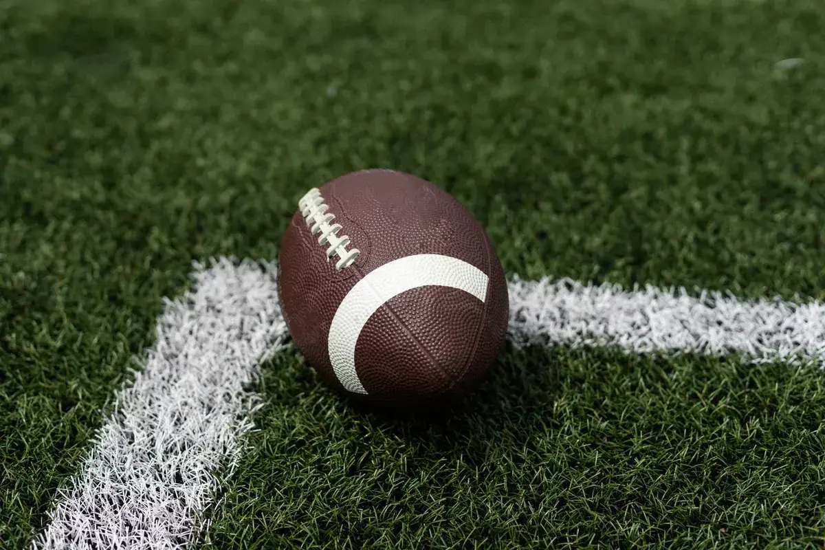 College Team to Let Fan Call Plays for Game Opener
