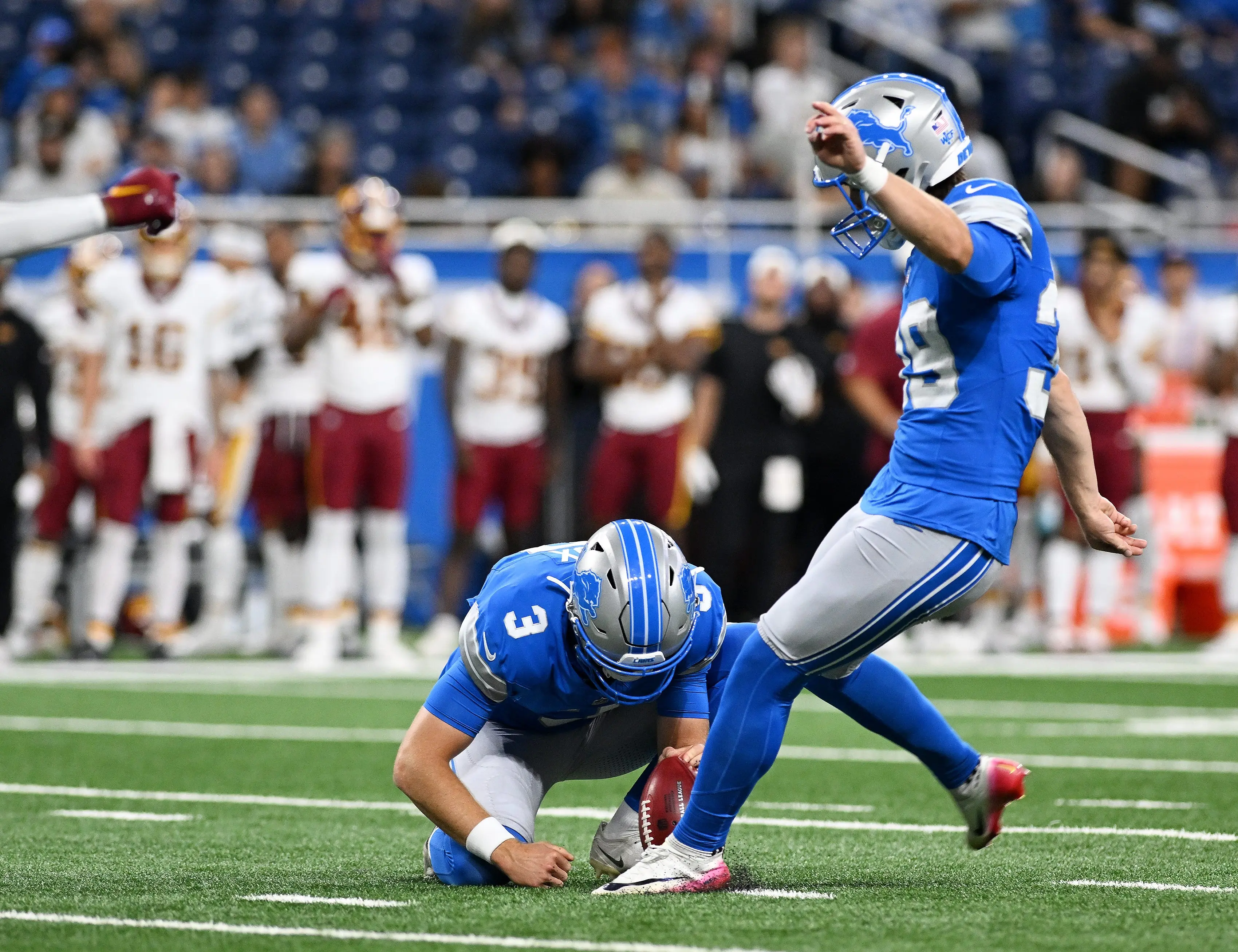 Dan Campbell Confirms Kicker Jake Bates Will Be Fine After Preseason Misses
