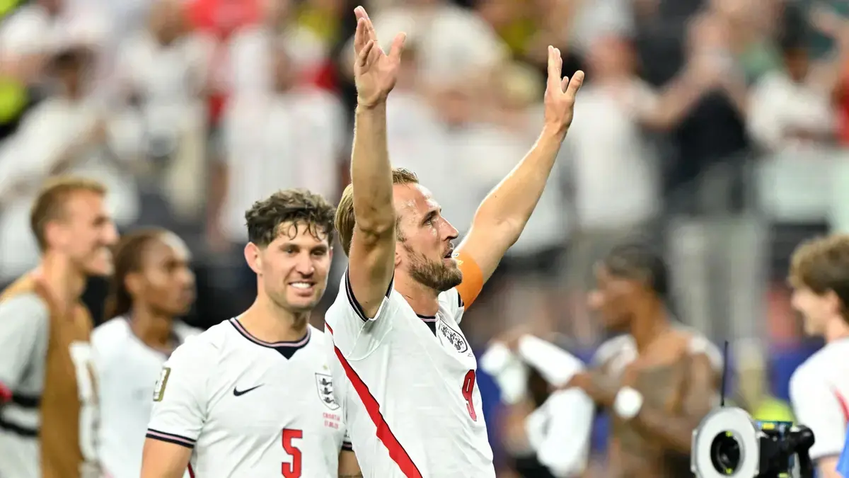 England Faces Mexico in World Cup Round of 16