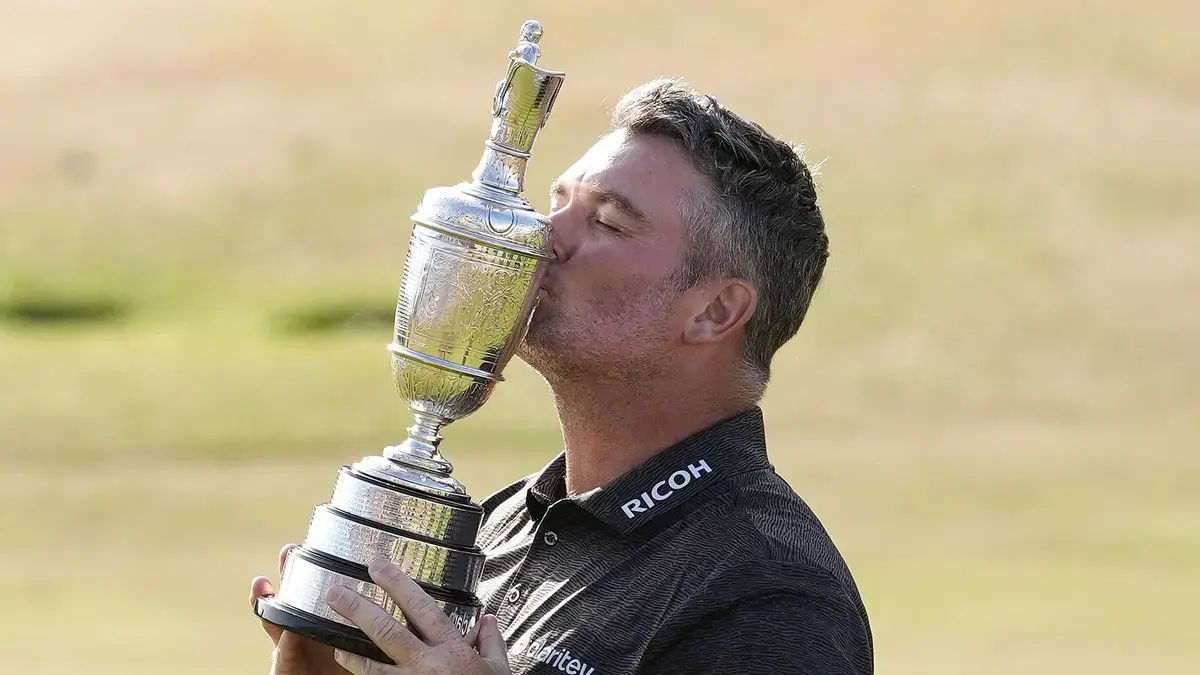 Fox Claims Open Title in Dramatic Finish