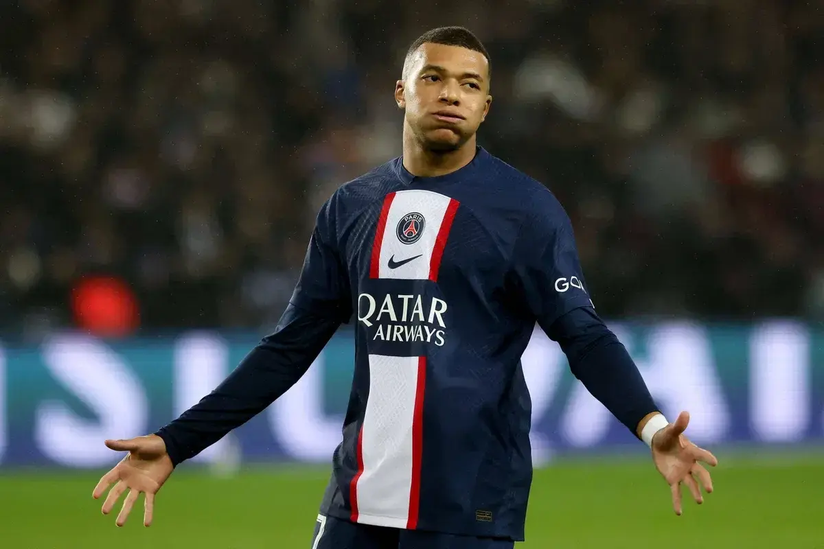 France Secures Semifinal Spot Amidst Mbappe Injury Concerns