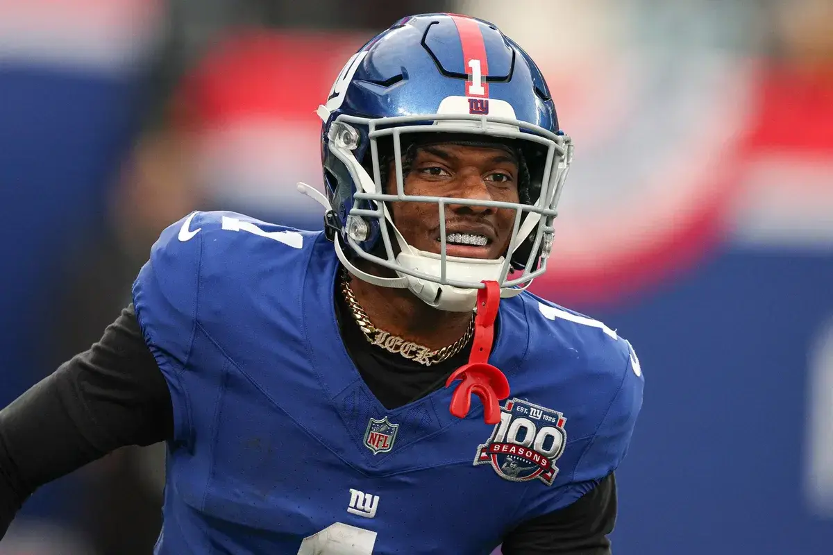Giants Coach Chad Hall Sustains Injury After On-Field Collision