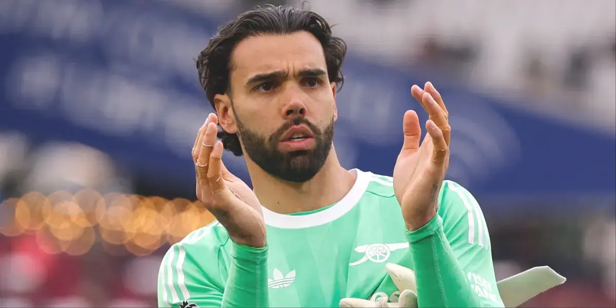 Schmeichel and Carragher Clash Over David Raya Signing
