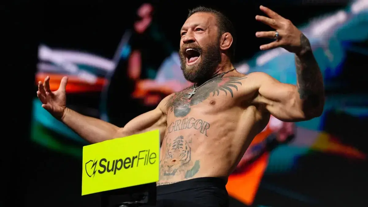 UFC 329: McGregor Returns in Rematch Against Holloway