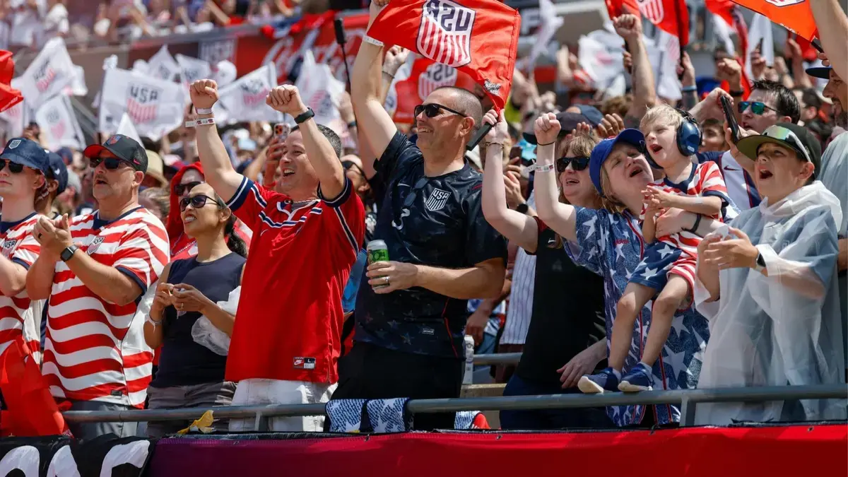 US Fans Sing 'Take Me Home, Country Roads' After World Cup Win
