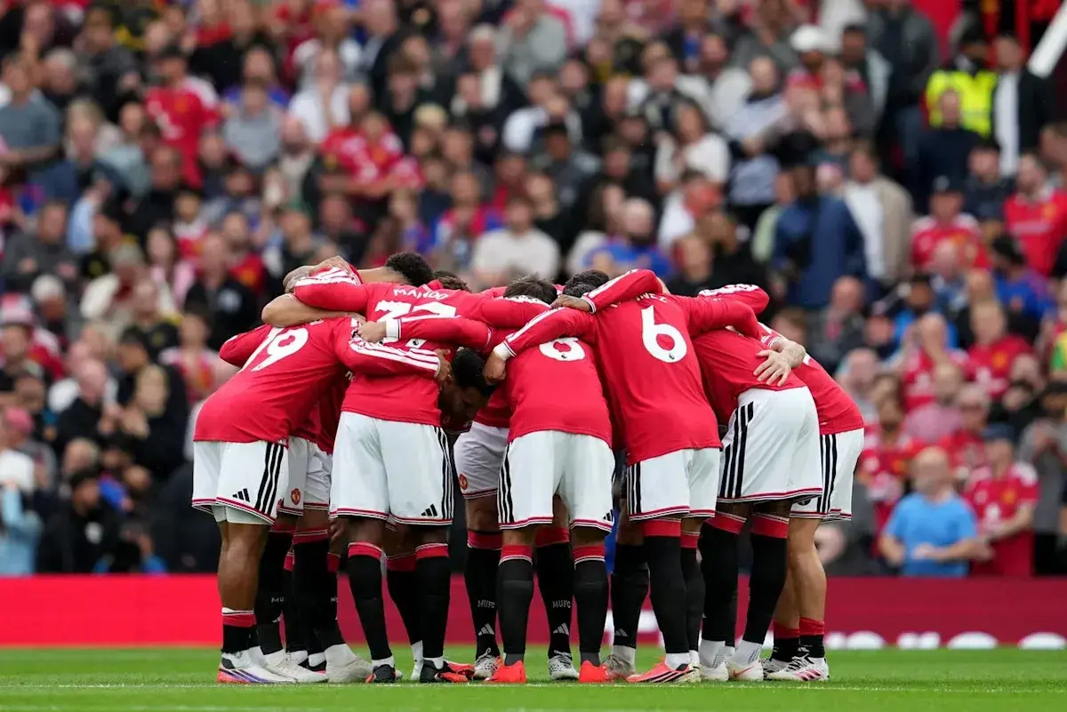 Carrick backs Manchester United to lift Premier League title despite squad gap