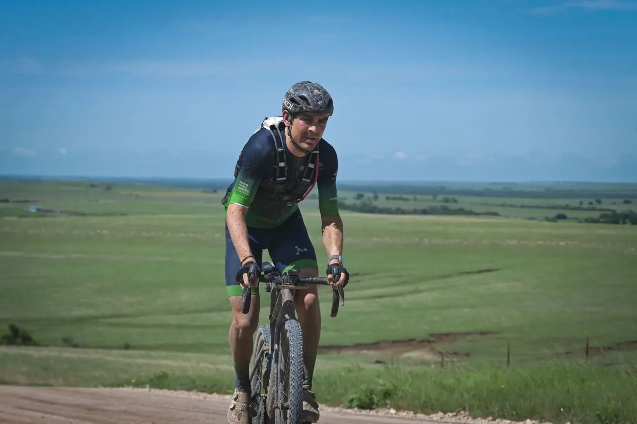 Declan Irvine Aims for UCI Gravel Worlds Spot at Sea Otter Europe Race in Girona