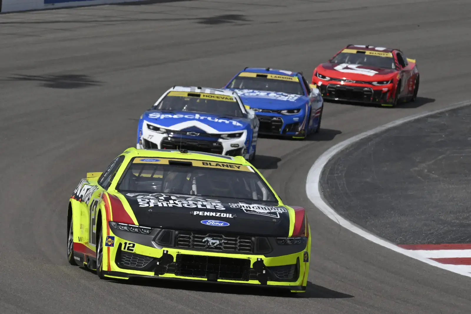 Gateway Race Delivers Chaos as Blaney Battles Through Maddening Finish