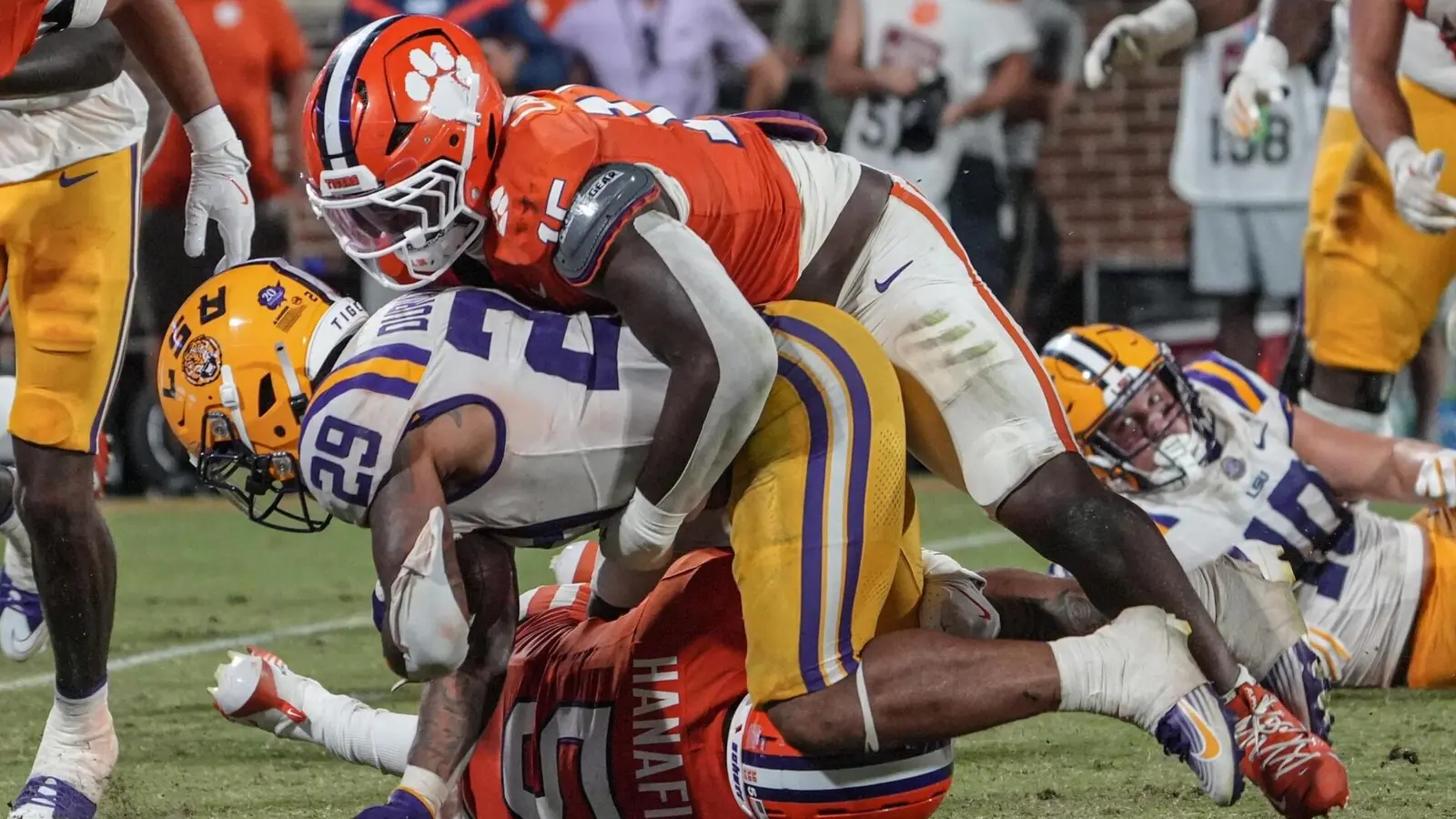 2026 College Football Week 1 Betting Guide: Key Matchups and Odds Preview