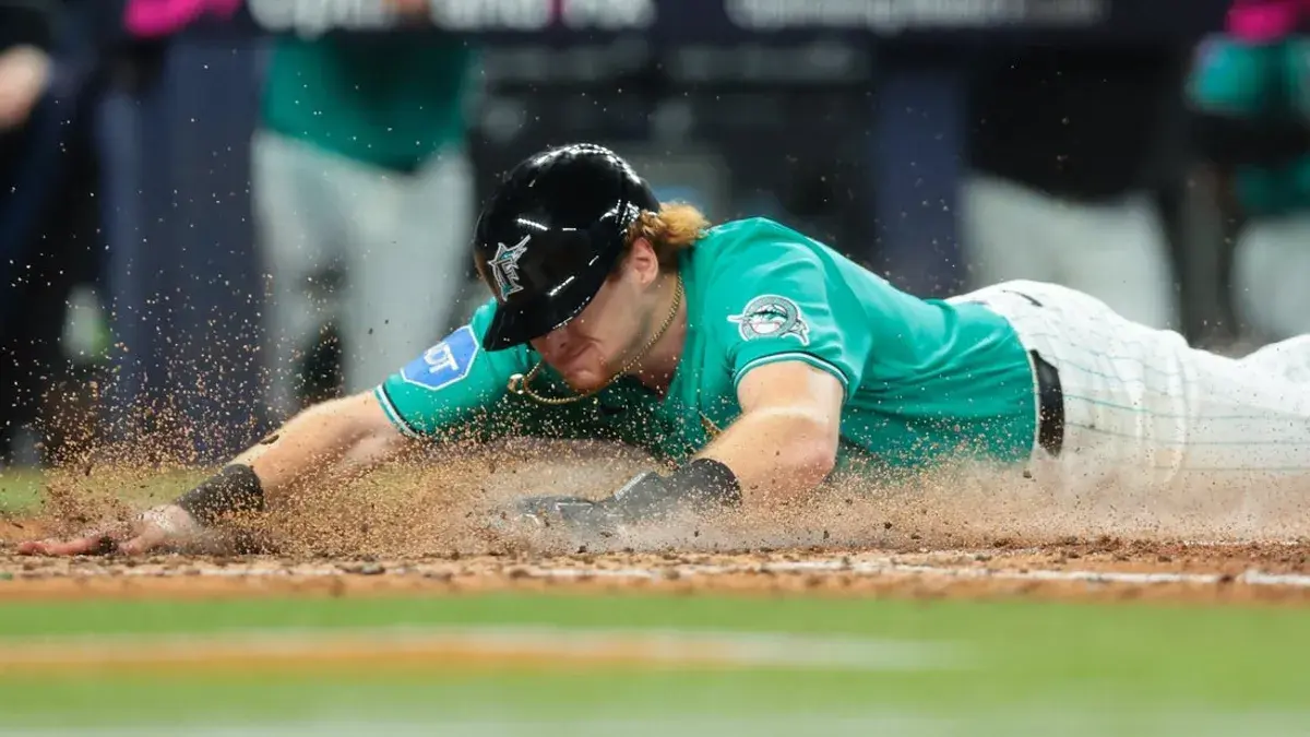 Marlins Break Out Offensively to Salvage Series Finale Against Cubs