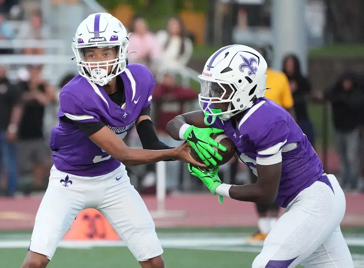 New Rochelle Dominates Mount Vernon in Decisive Football Victory