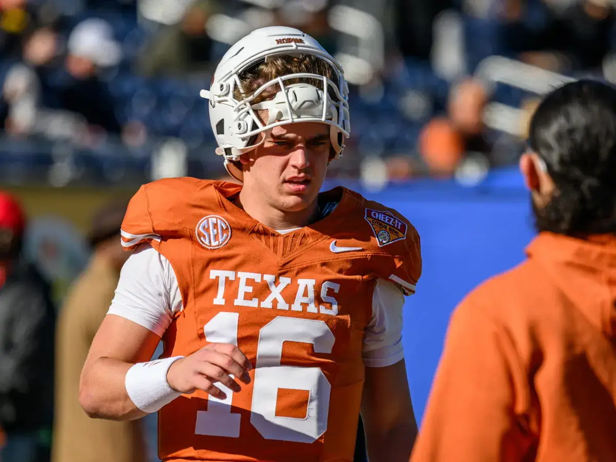 Texas Fans Rally Against ESPN’s Holly Rowe After Arch Manning’s Surprise Appearance