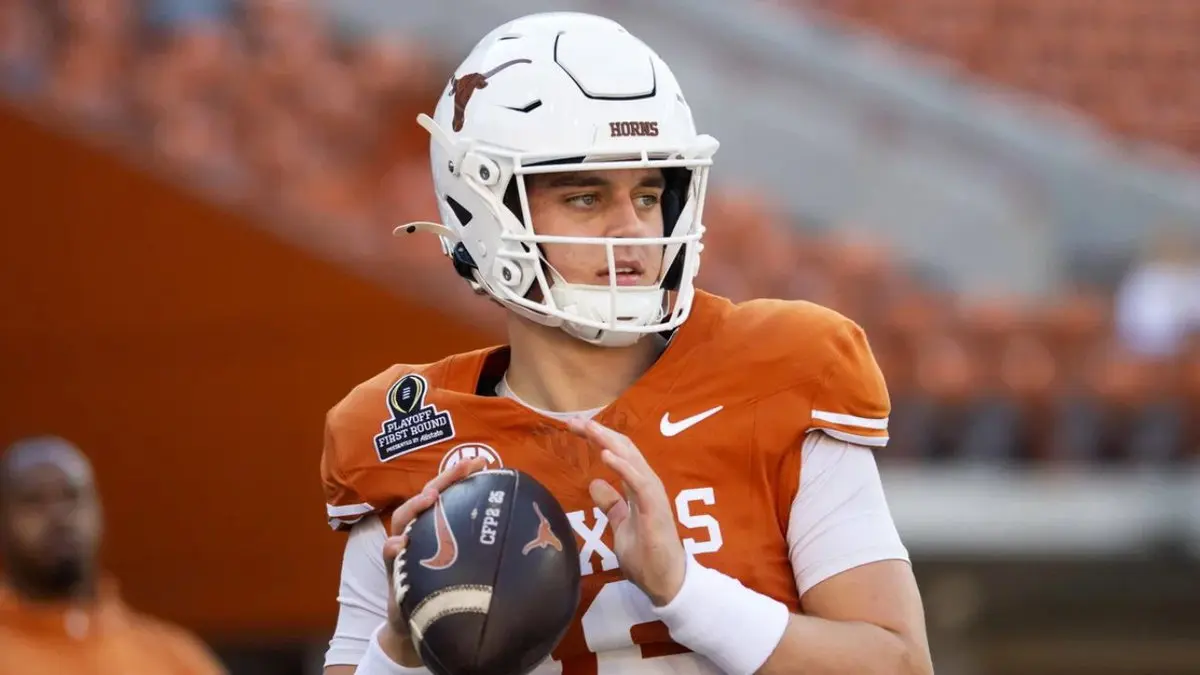 Eli Manning Discusses Family Expectations for Arch Manning as Texas Quarterback Faces NFL Decision