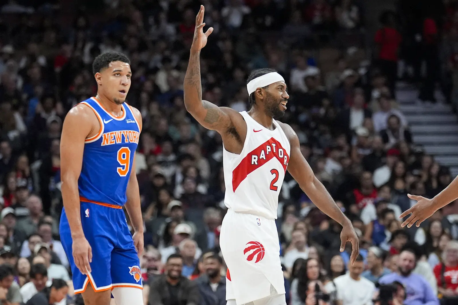 Kawhi Leonard Makes Explosive Debut for Toronto Raptors