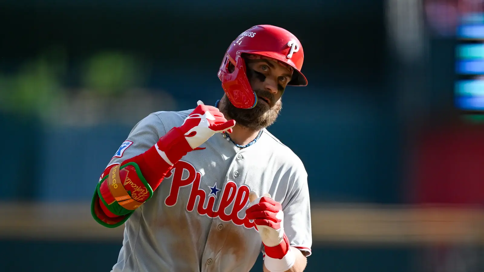 Phillies Face High-Stakes Showdown Against Braves in Wild Card Decider