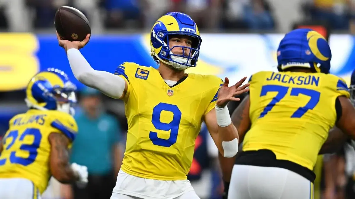 Rams Host Bills in Monday Night Showdown