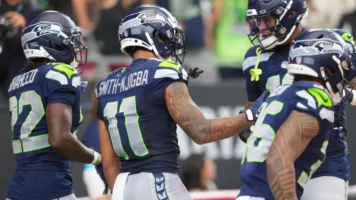 Seahawks Face Broncos in Thursday Night Football Rematch of 2014 Super Bowl